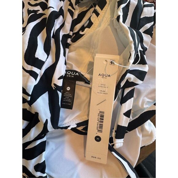 AQUA Sashed Cutout One Piece Swimsuit M NWT Zebra Print Resort Summer Vacation - Picture 6 of 6